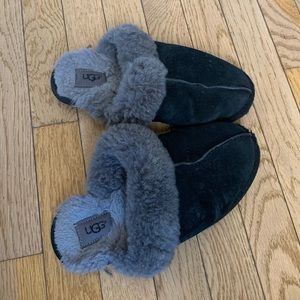 Black and grey Ugg slippers